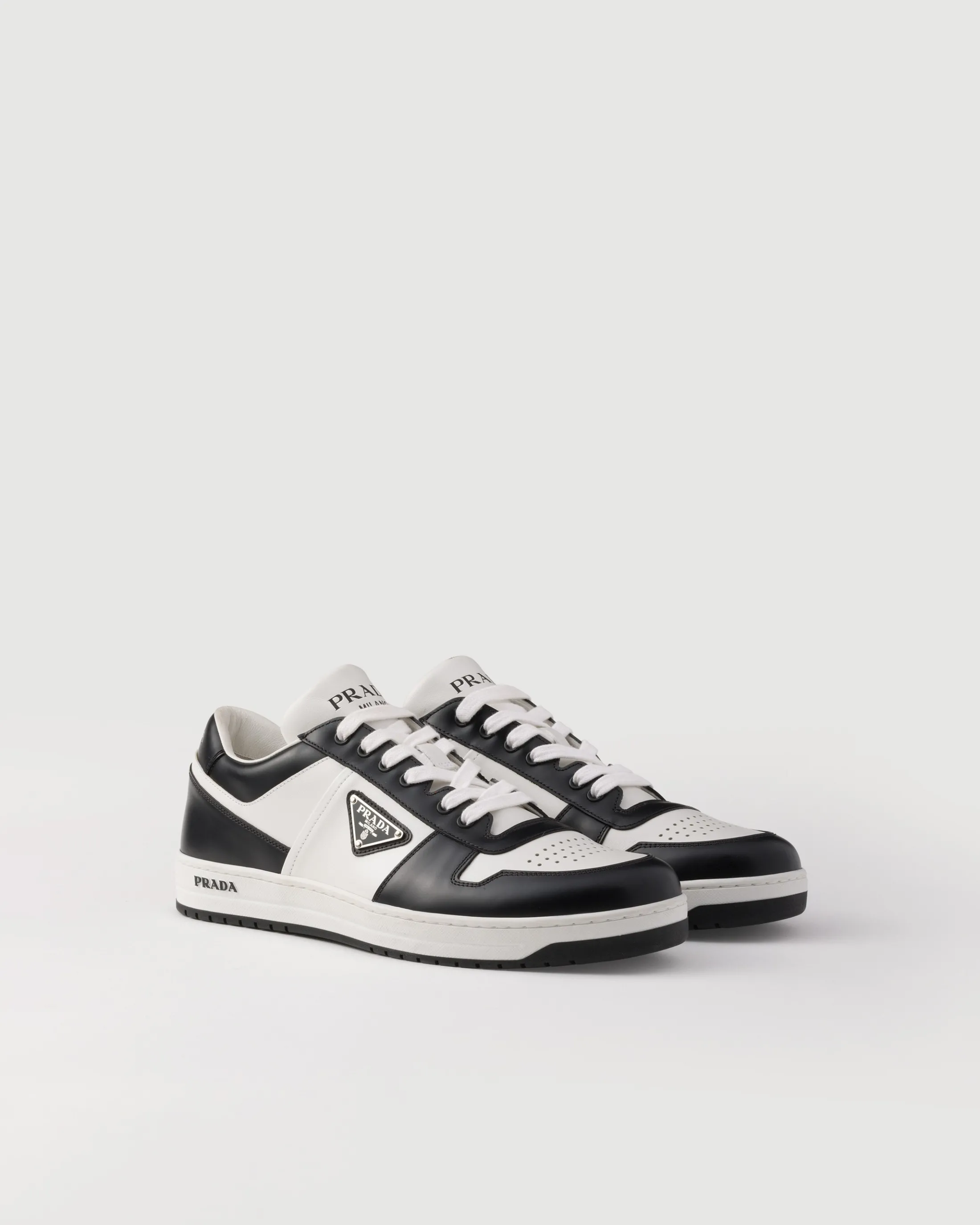 Prada Downtown leather sneakers White/black Sale