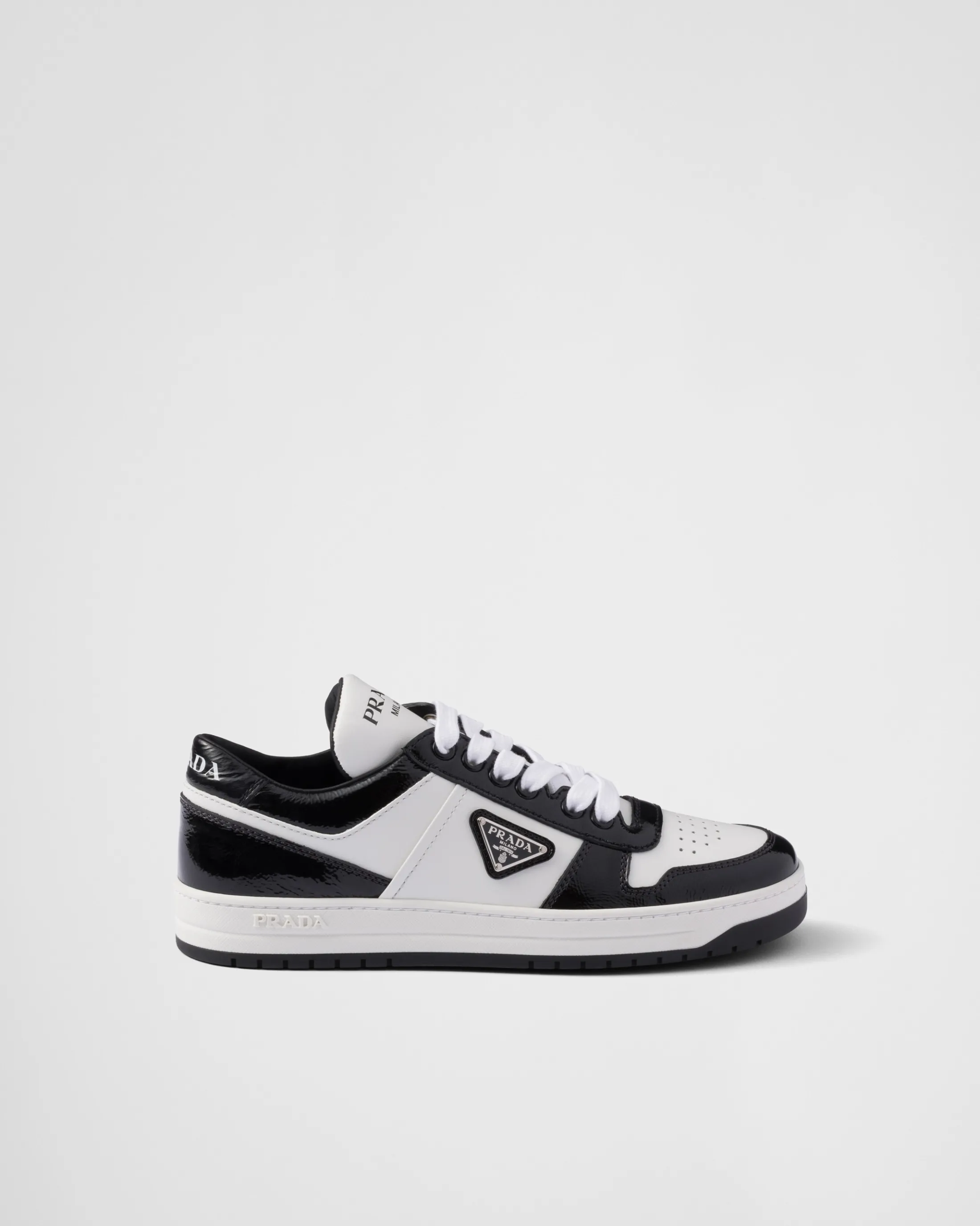 Prada Downtown leather sneakers White/black Best Sale