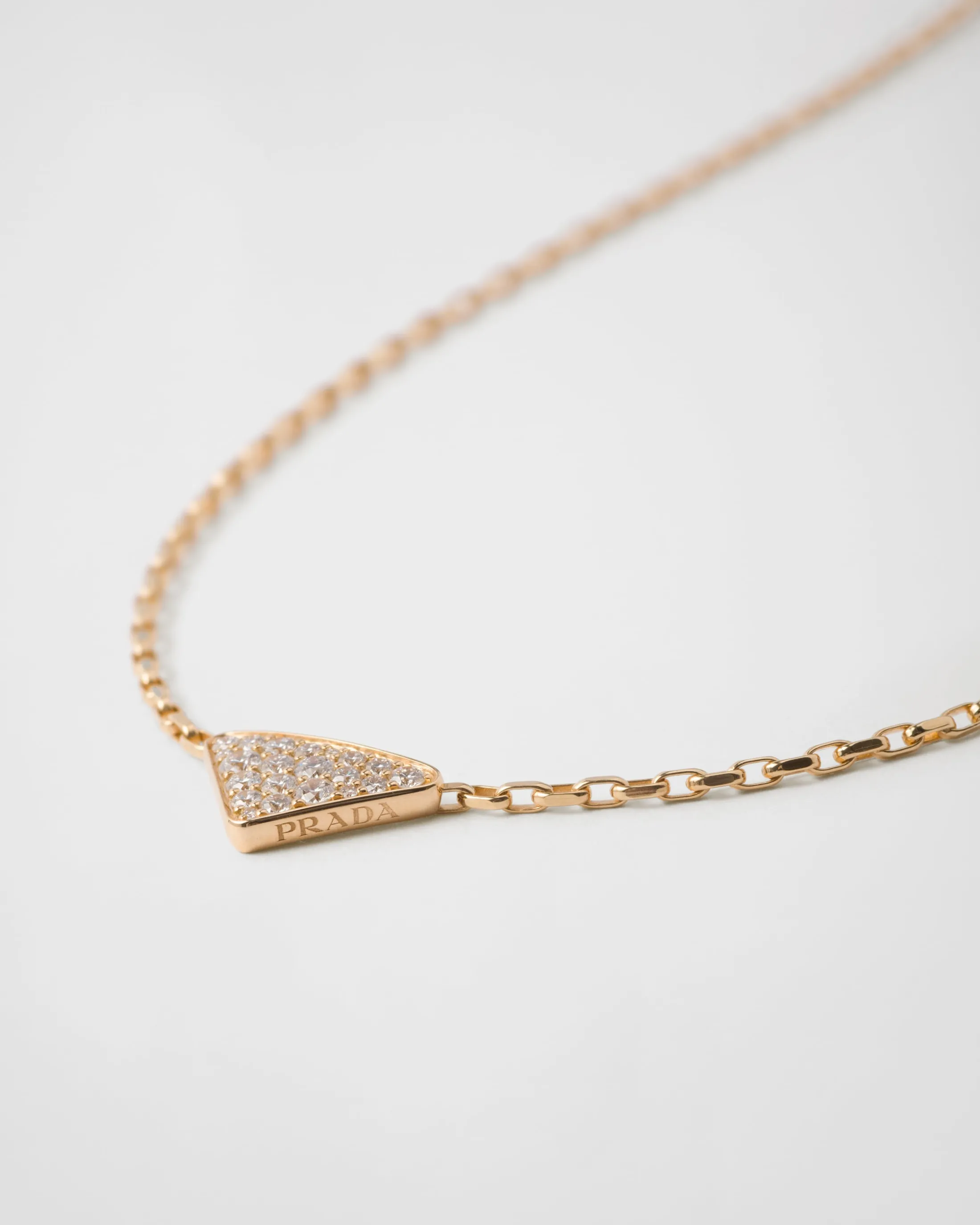 Prada Eternal Gold Eternal mini triangle pendant necklace in yellow gold and diamonds Gold/white Outlet