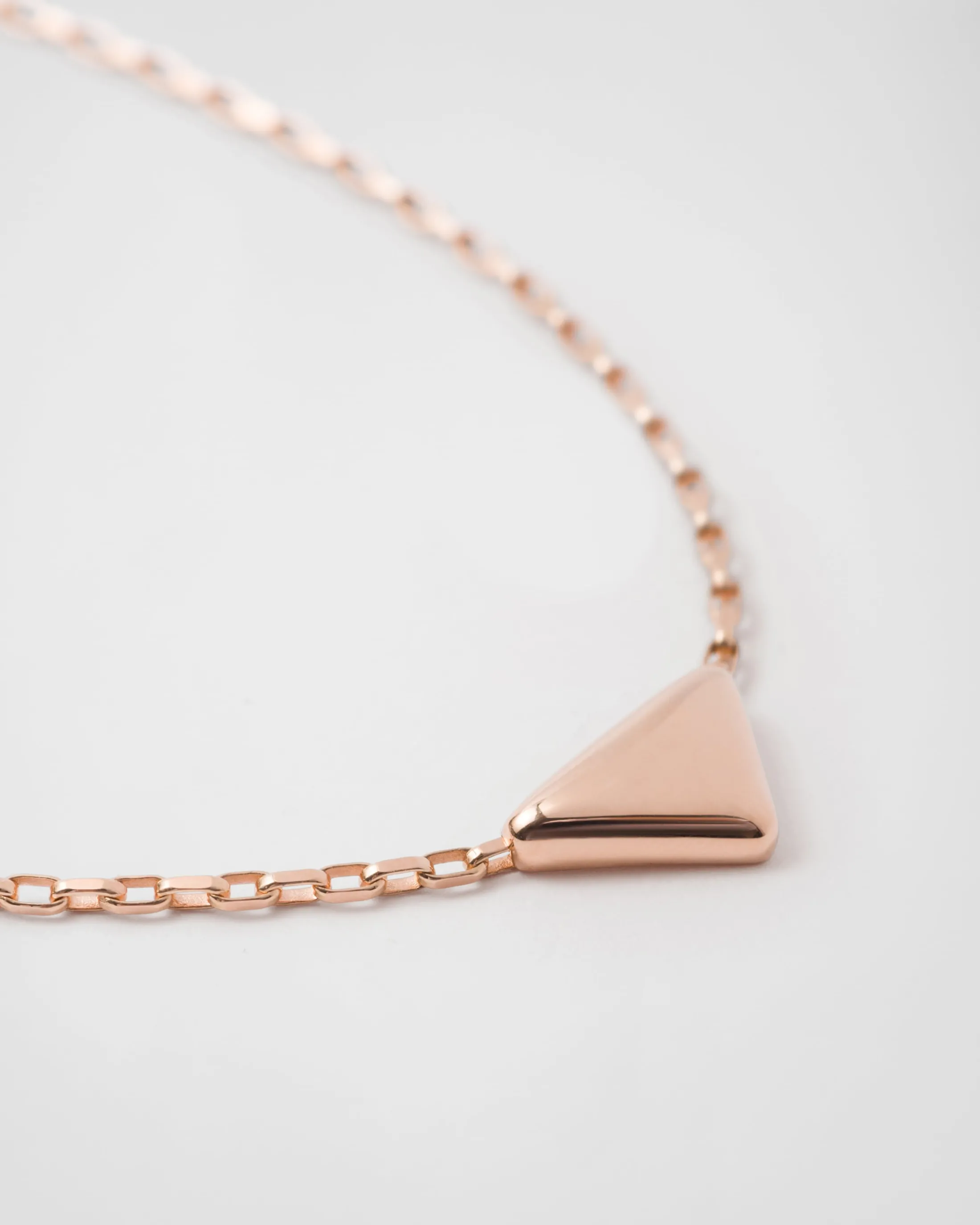 Prada Eternal Gold necklace in pink gold with mini triangle pendant Rosegold Outlet