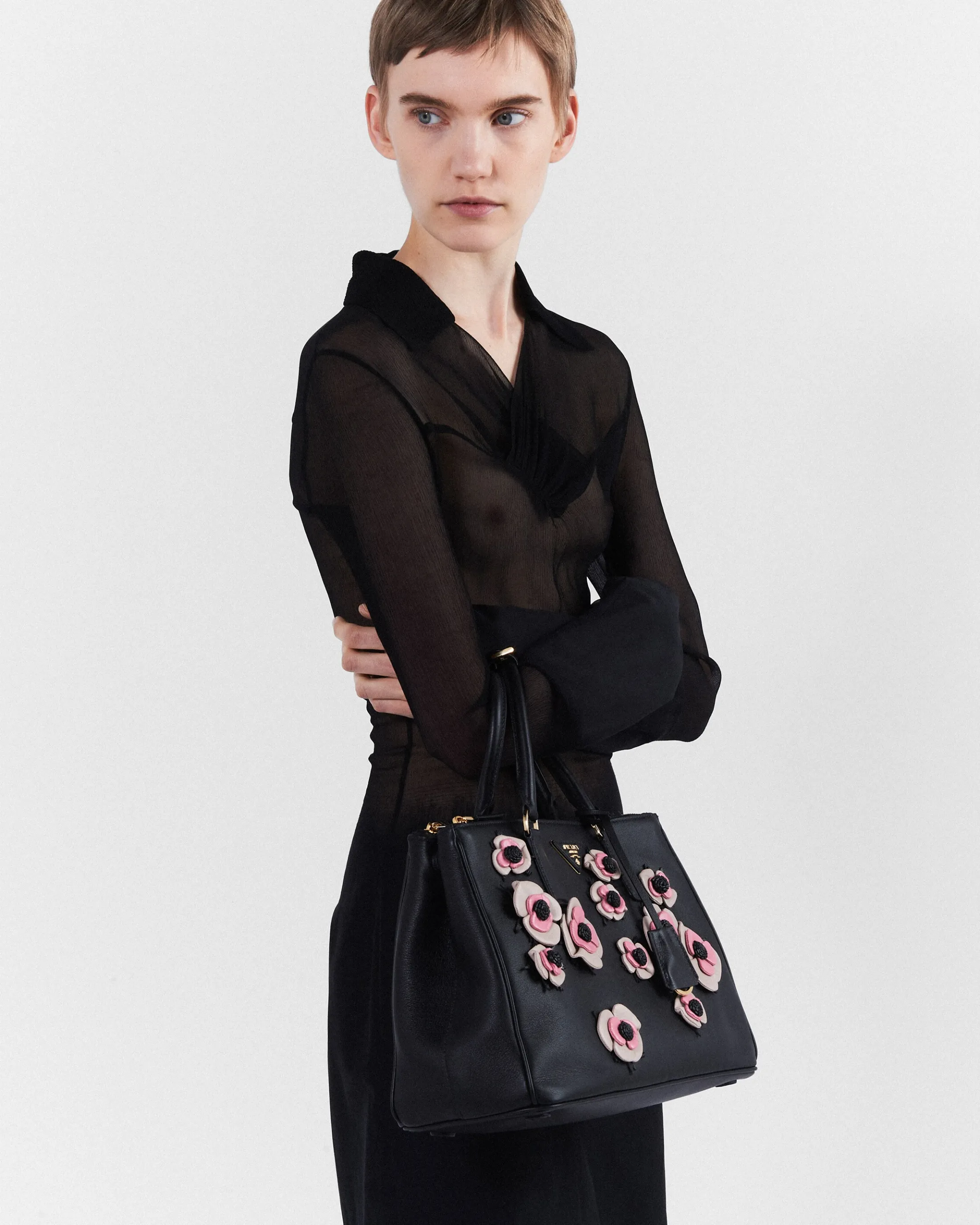 Prada Large Galleria leather bag with floral appliqués Black/geranium Clearance