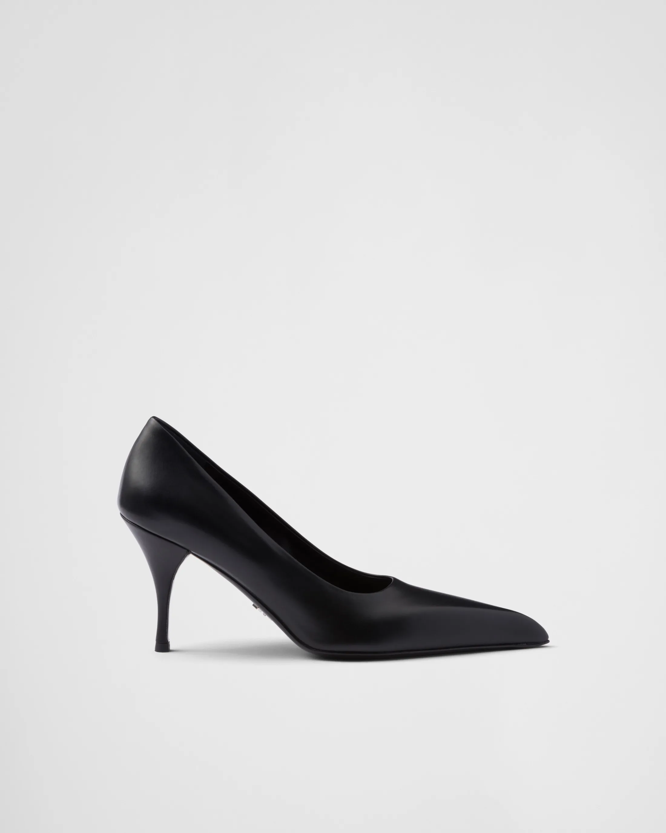 Prada Leather pumps Black Outlet