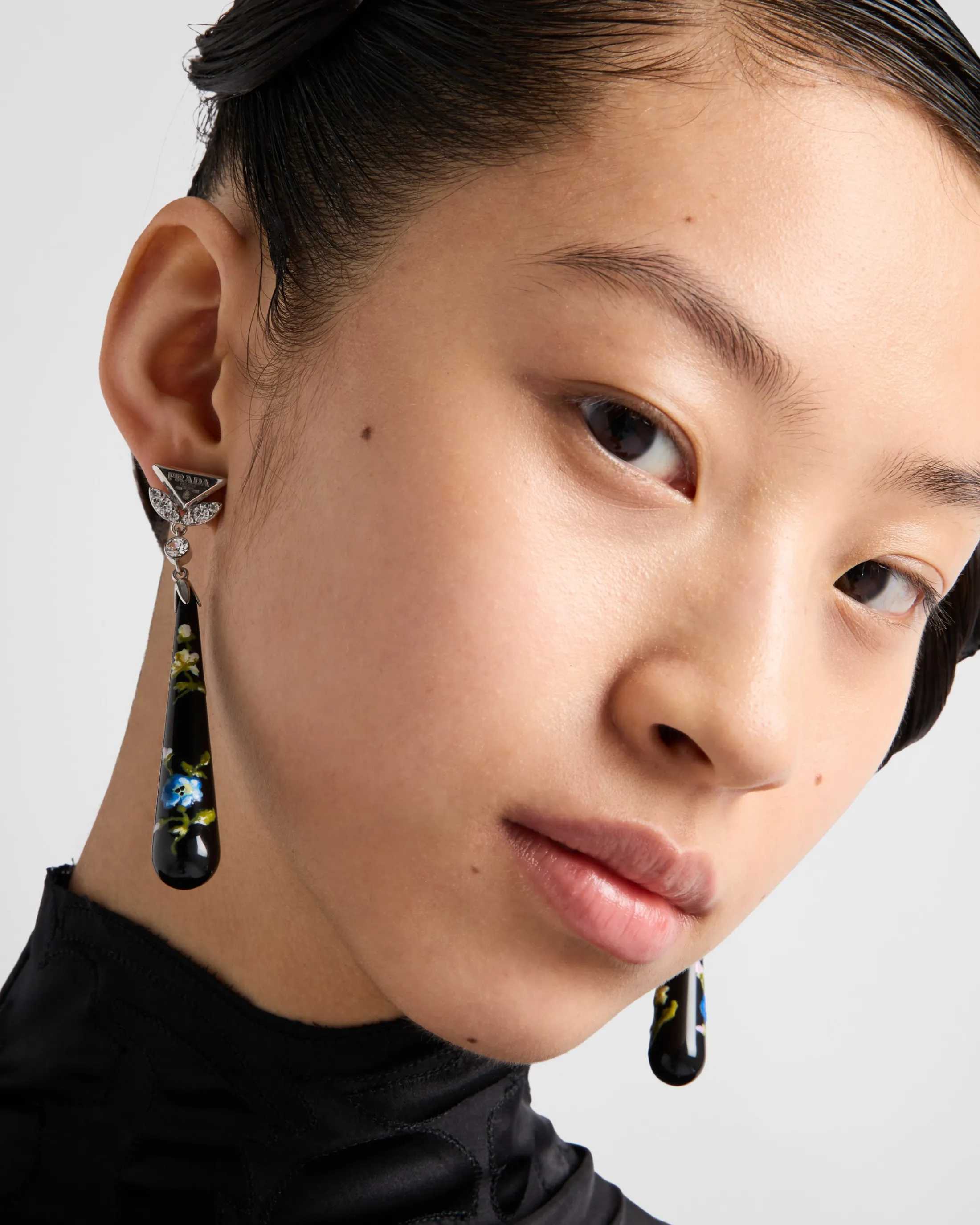 Prada Plexiglas and metal earrings Black/lightblue Best