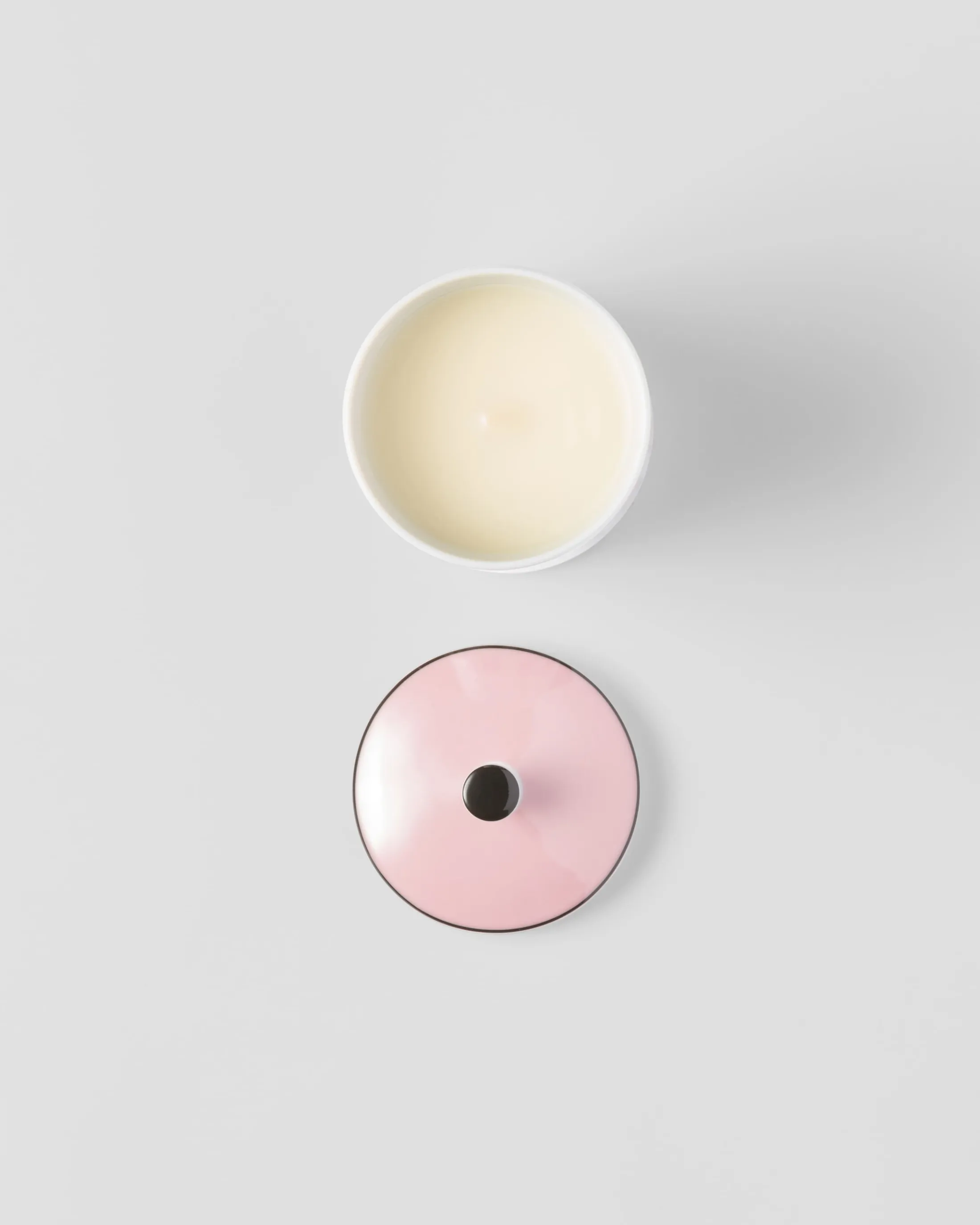 Prada Porcelain scented candle - Lipstick Style White/palepink Online