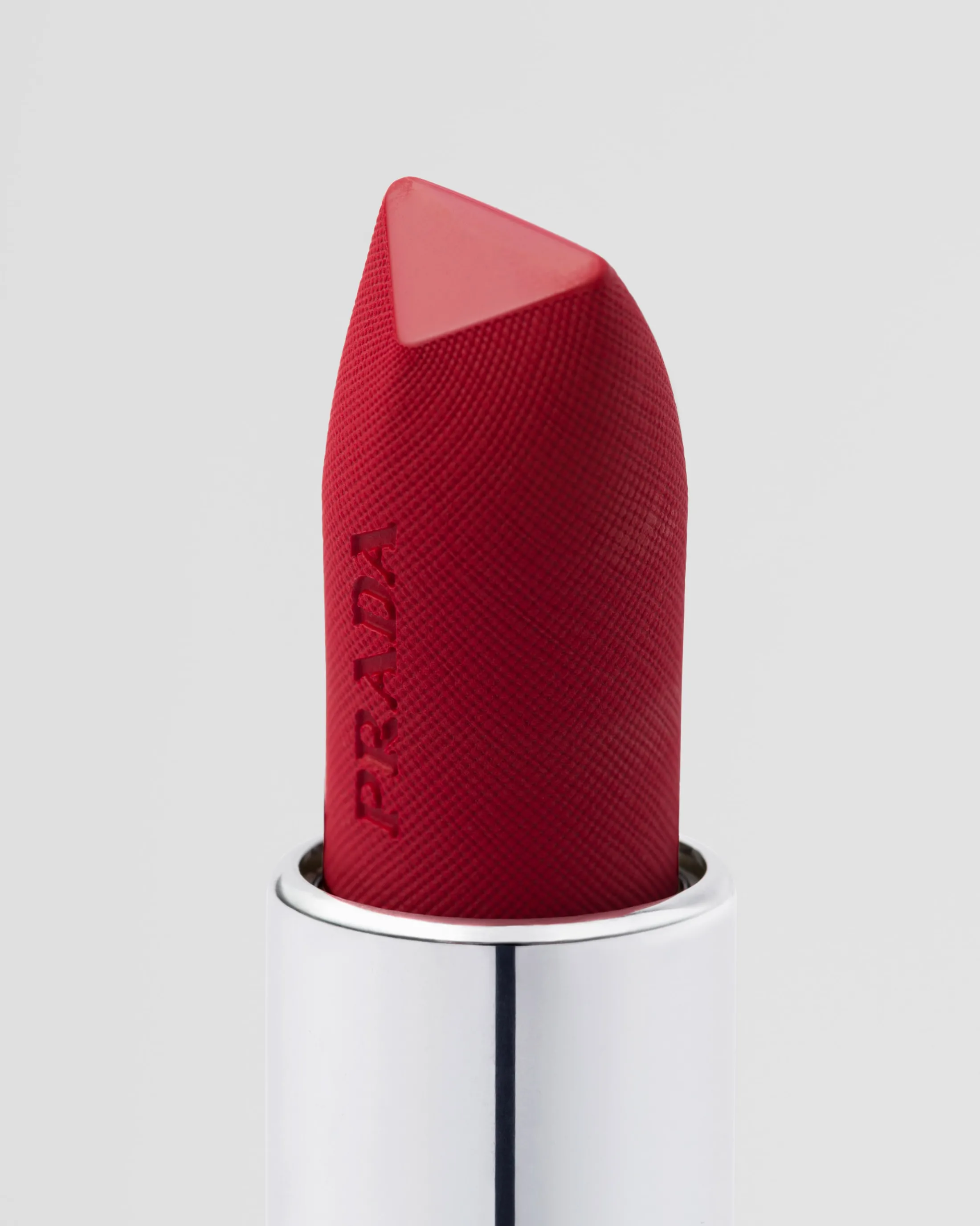 Prada Monochrome Hyper Matte lipstick R28-fuoco Store