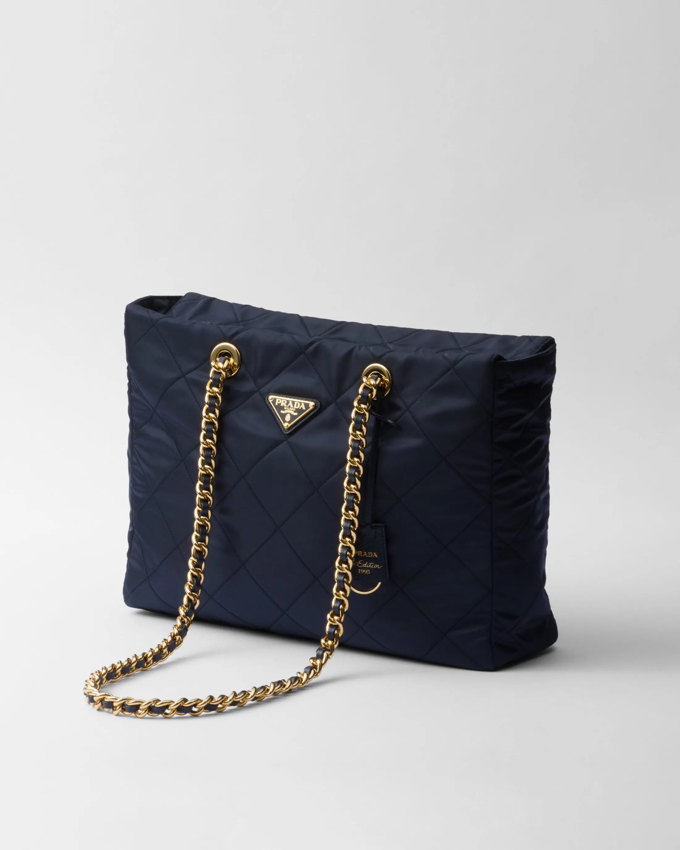 Prada Re-Edition 1995 Chaîne large Re-Nylon bag Navy Flash Sale