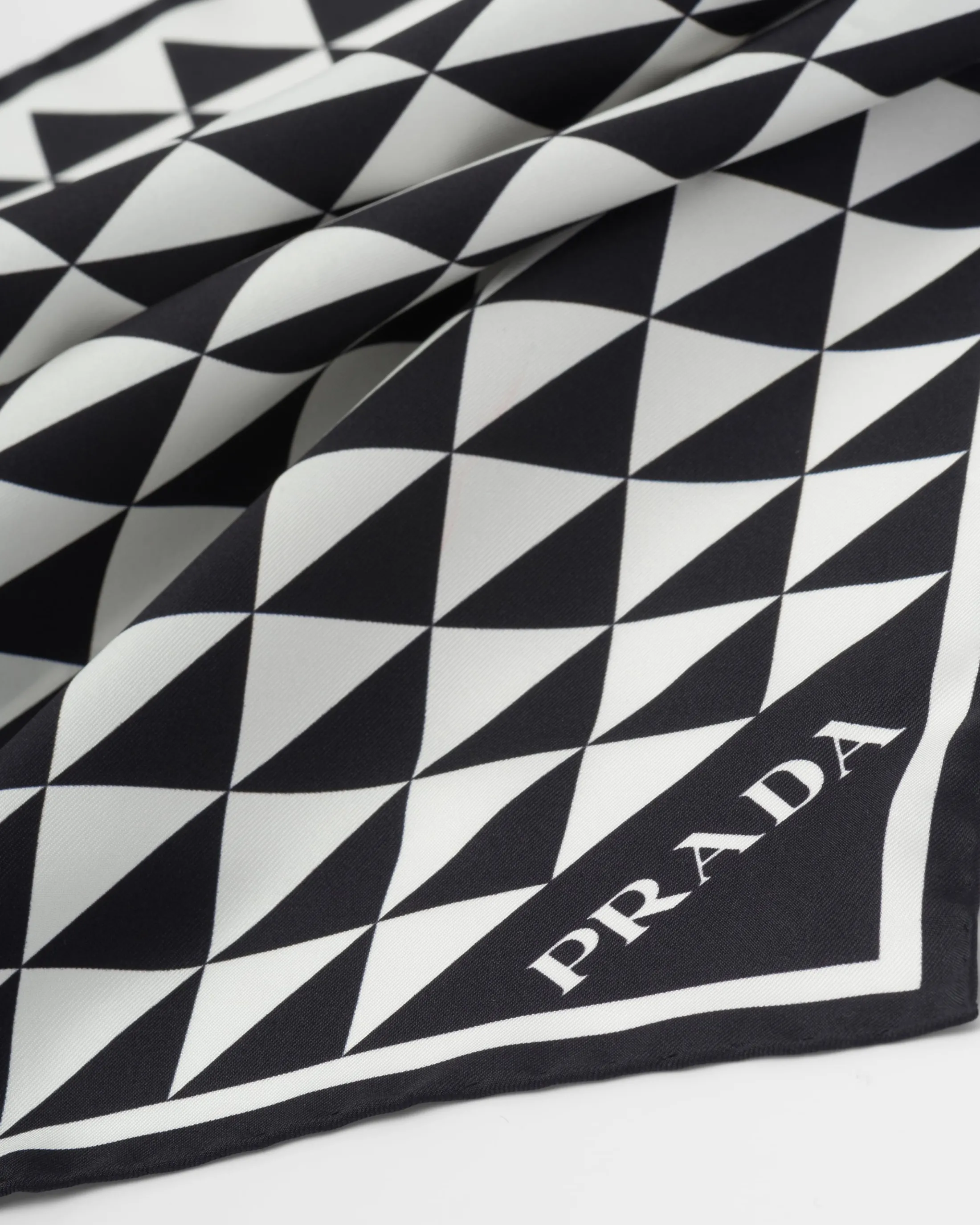 Prada Printed silk twill scarf Black/white Hot