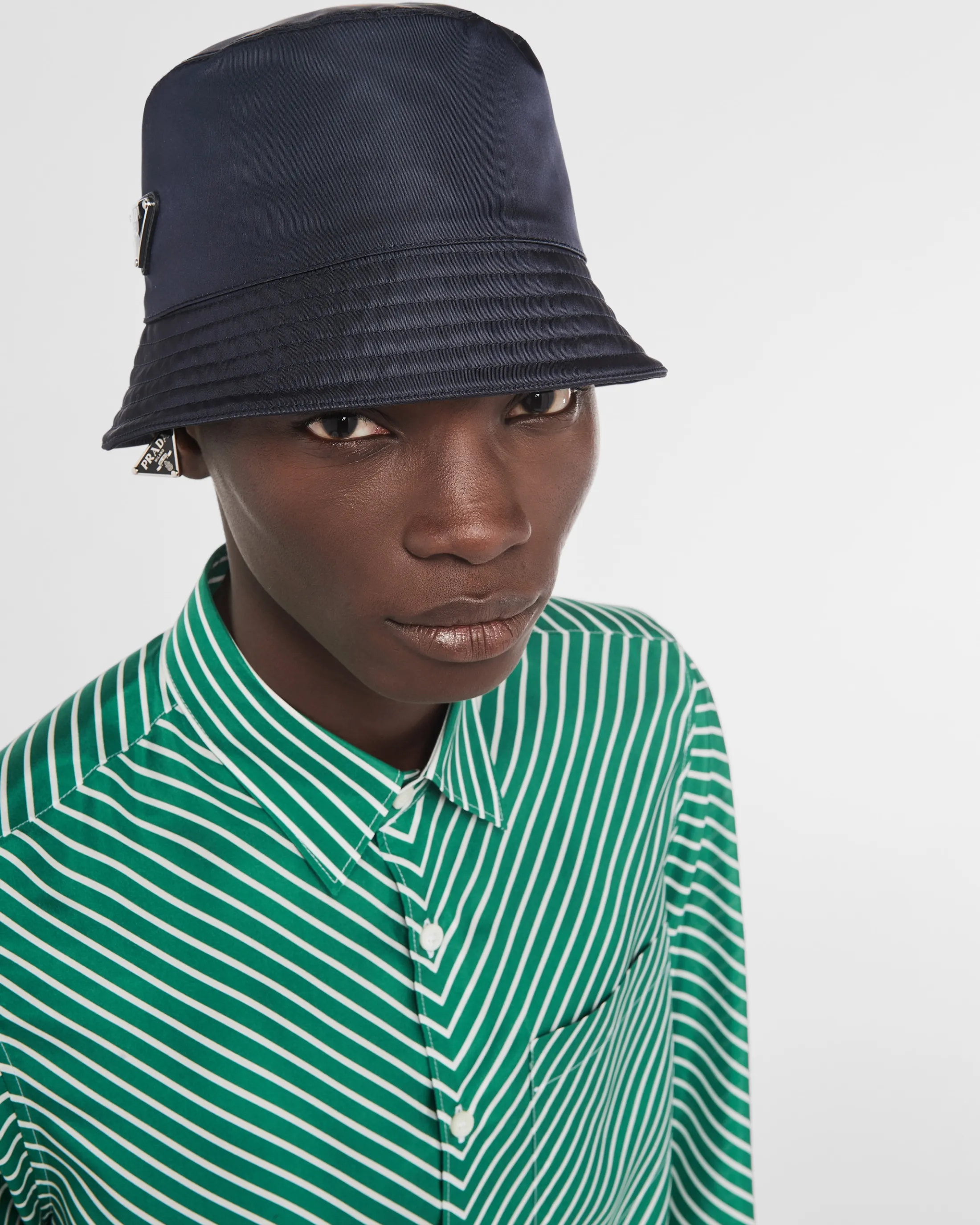 Prada Re-Nylon bucket hat Navy Clearance