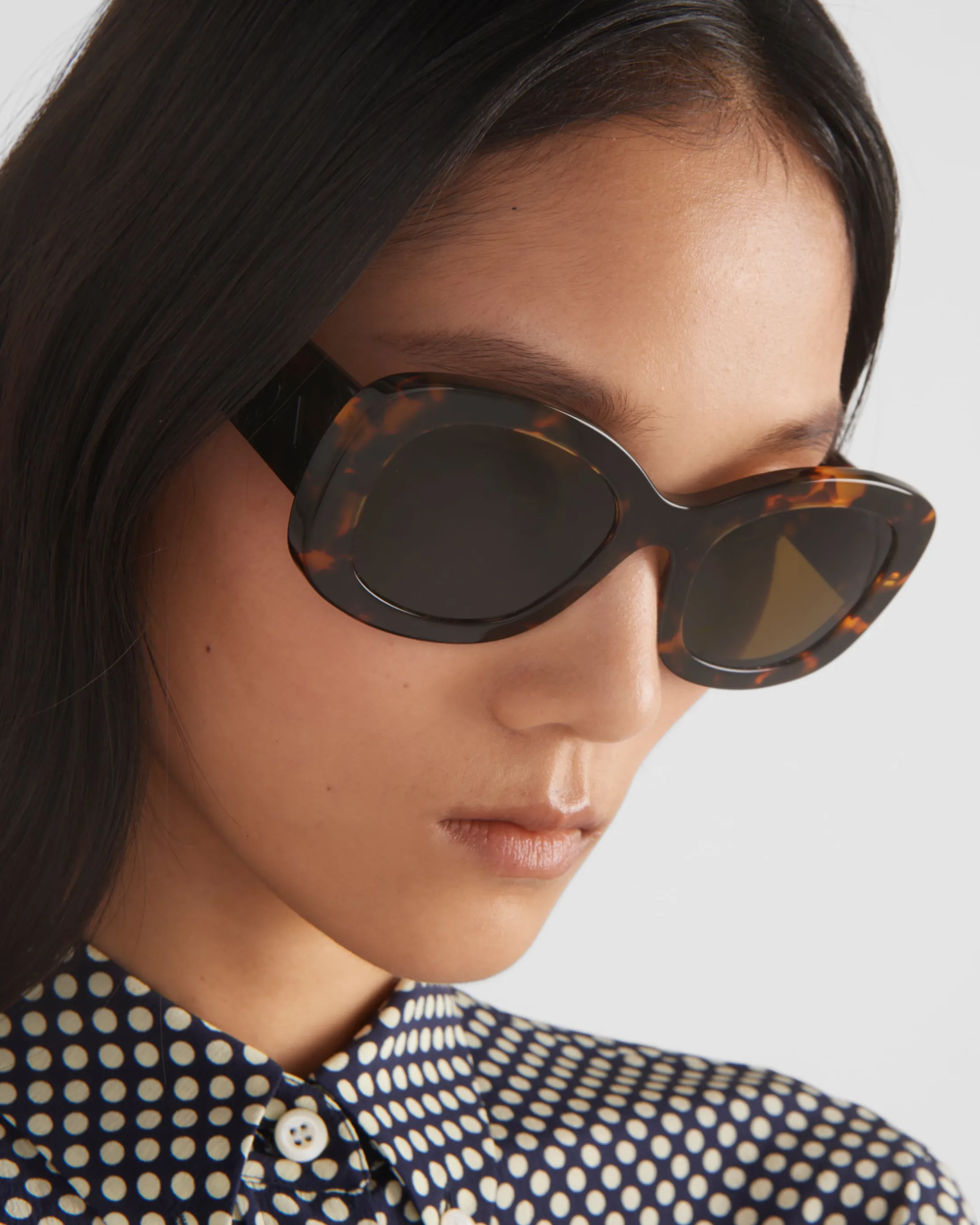 Prada Sunglasses with the logo Lodenlenses Discount