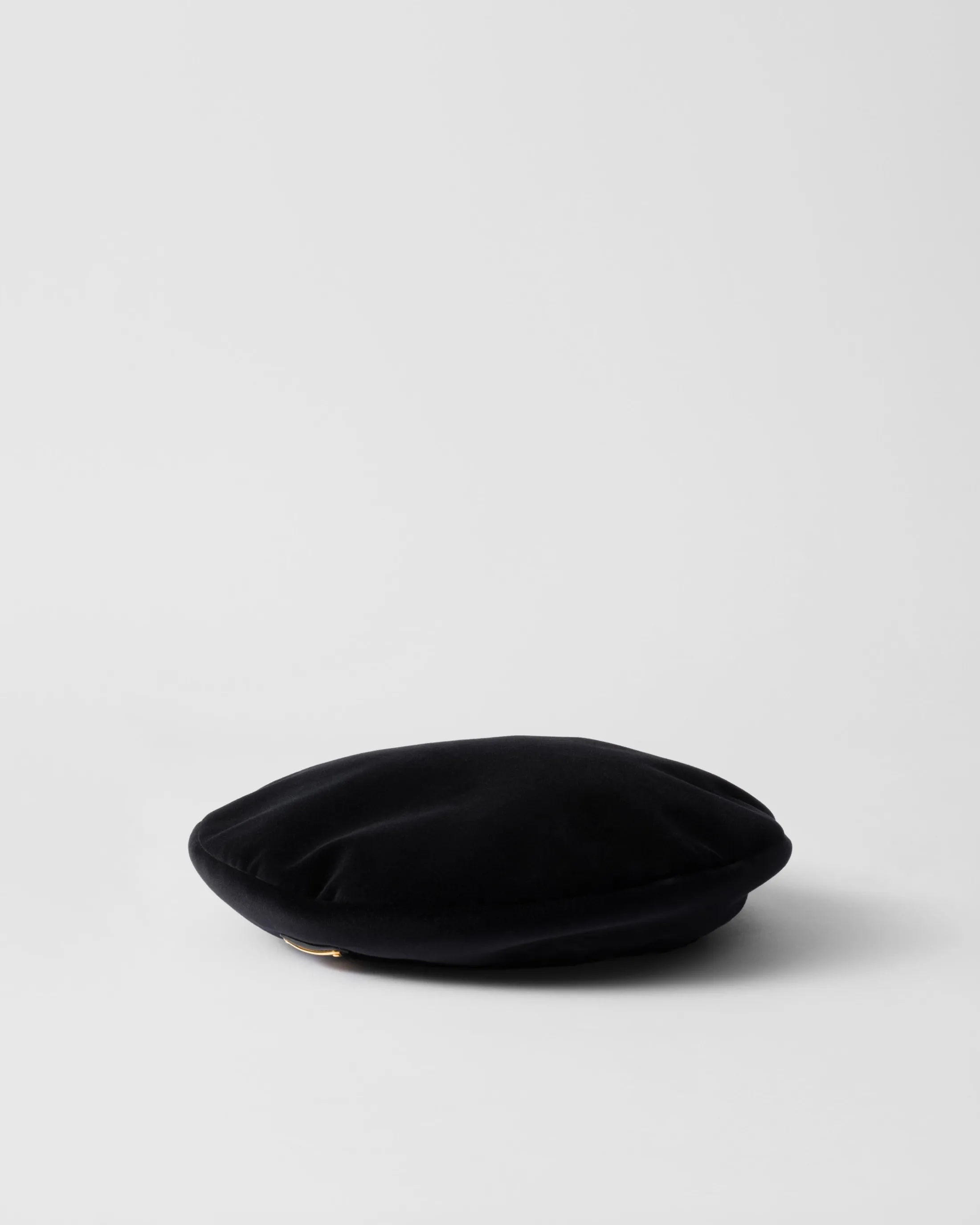 Prada Velvet beret Black Outlet